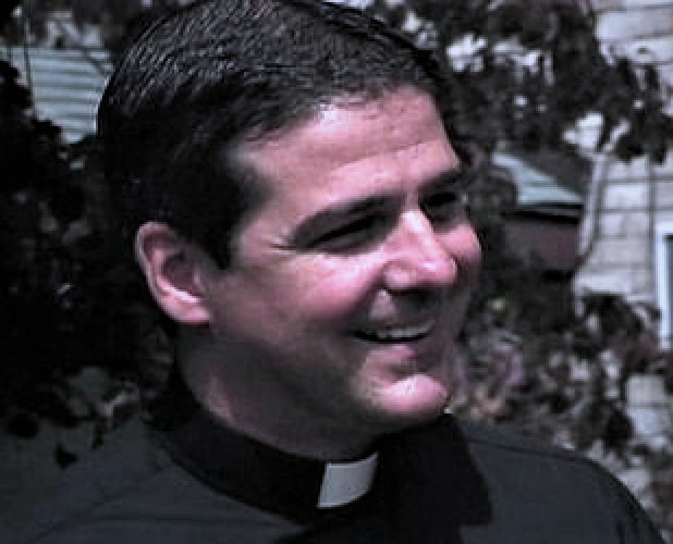 Rev. Lee Descoteaux